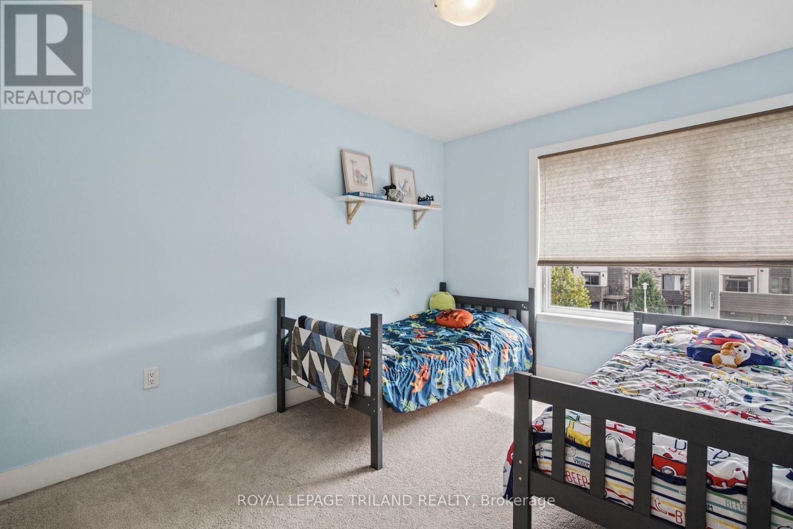 #10 1960 DALMAGARRY ROAD - 25