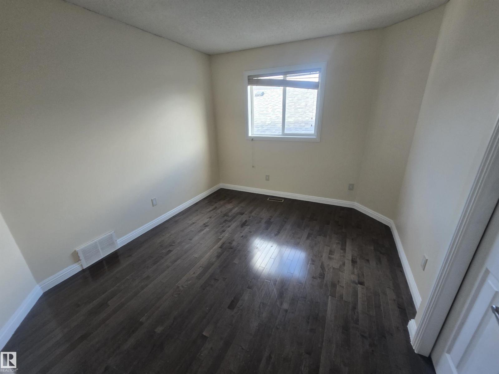 13812 149 AV NW - 25