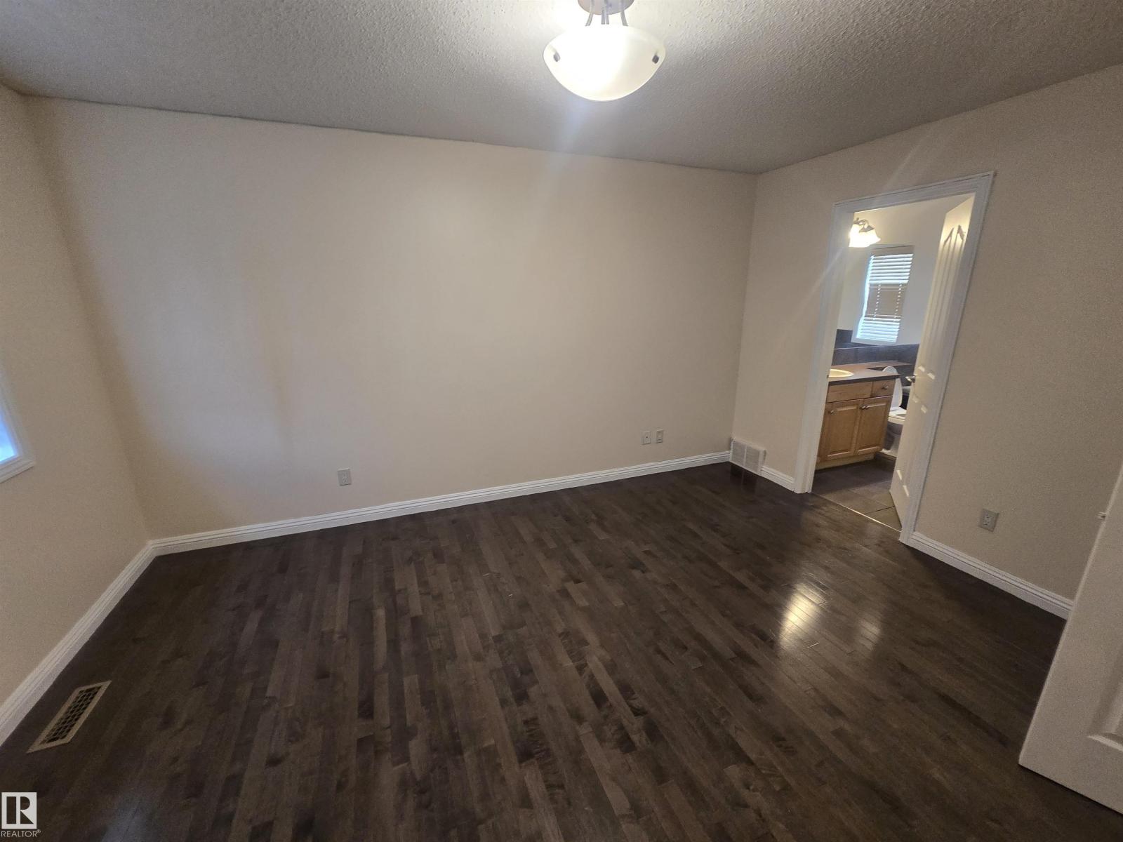 13812 149 AV NW - 31