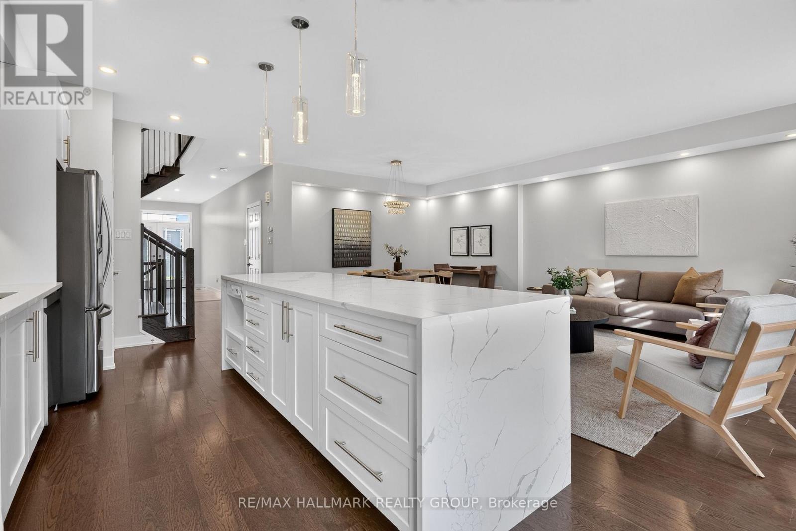 1033 HYDRANGEA AVENUE - Image 12