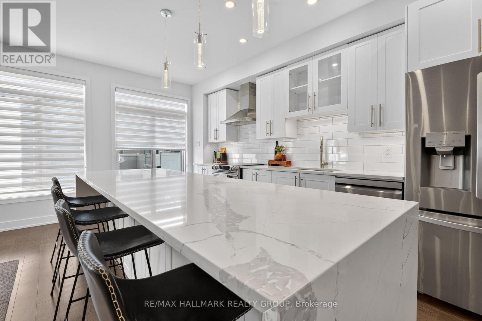 1033 HYDRANGEA AVENUE - Image 17