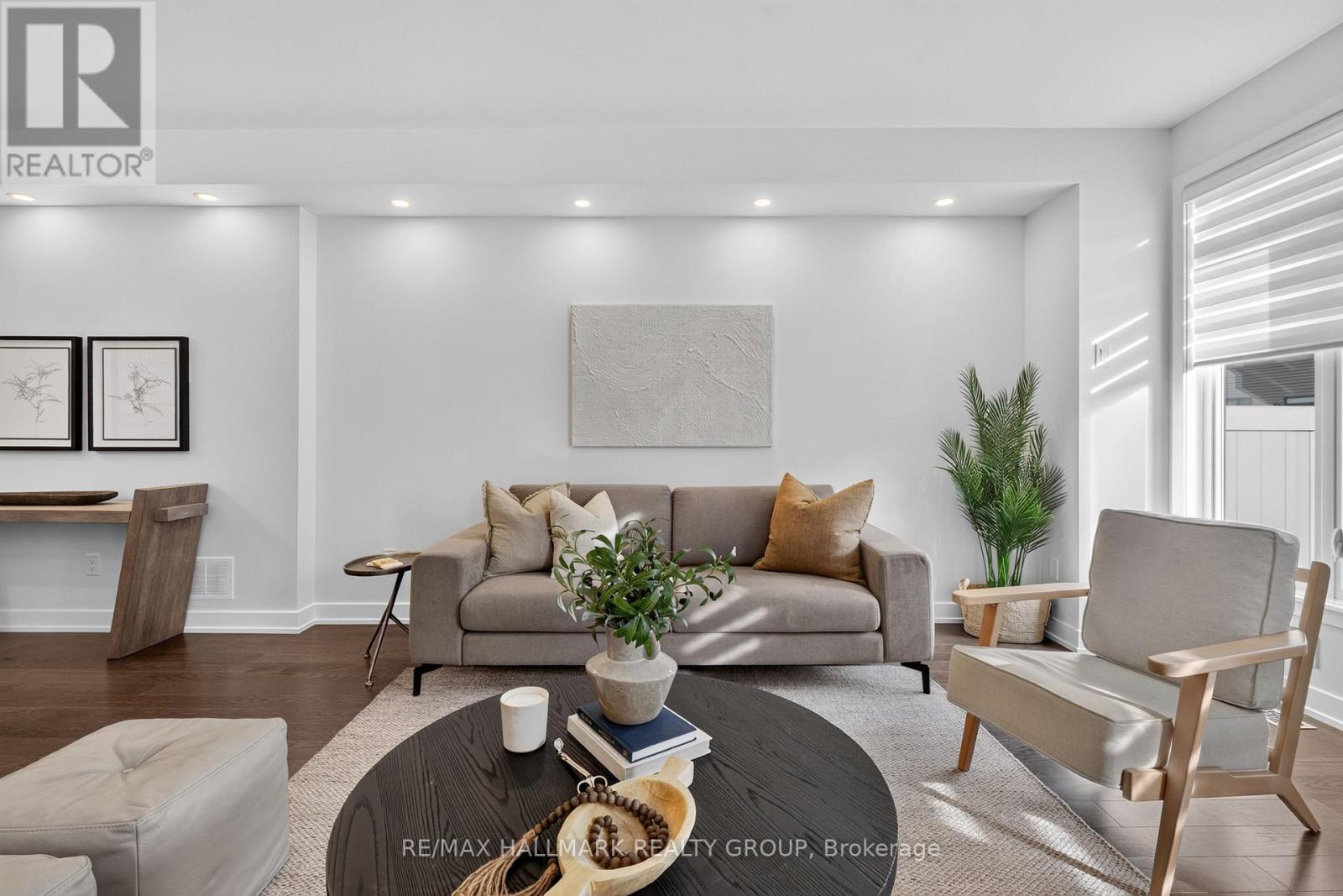 1033 HYDRANGEA AVENUE - 19