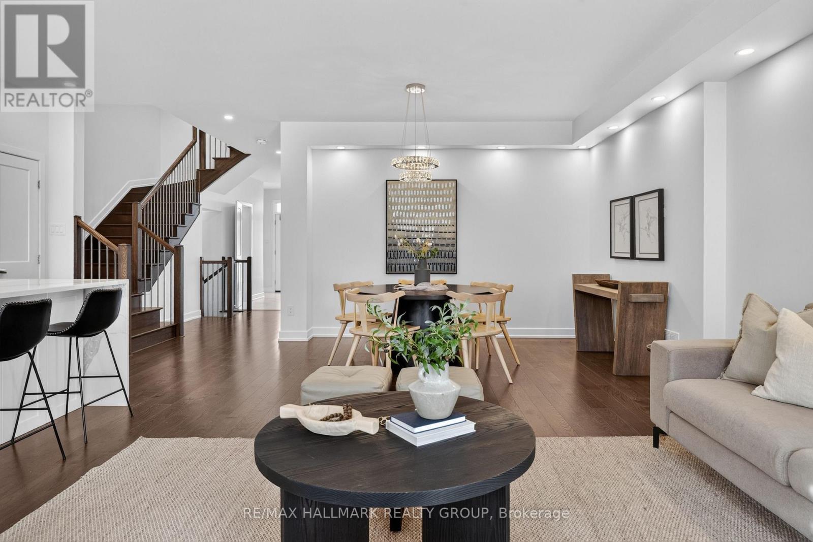 1033 HYDRANGEA AVENUE - Image 20