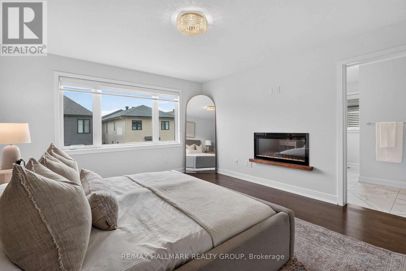 1033 HYDRANGEA AVENUE - 26