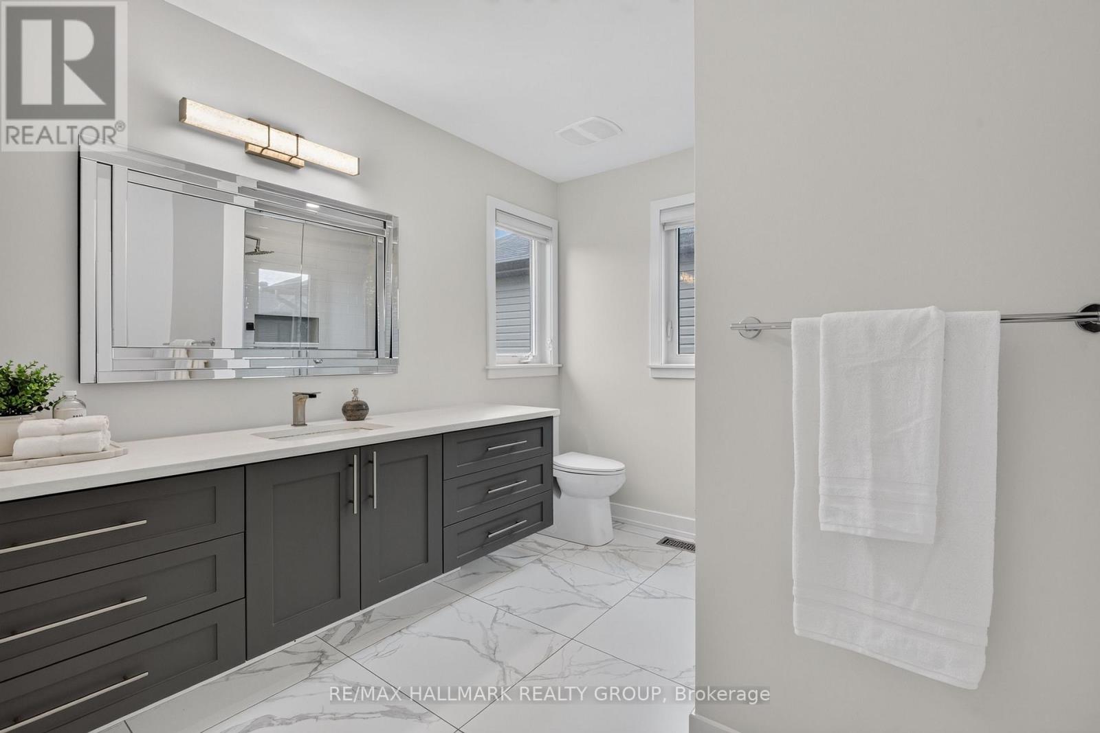 1033 HYDRANGEA AVENUE - Image 28