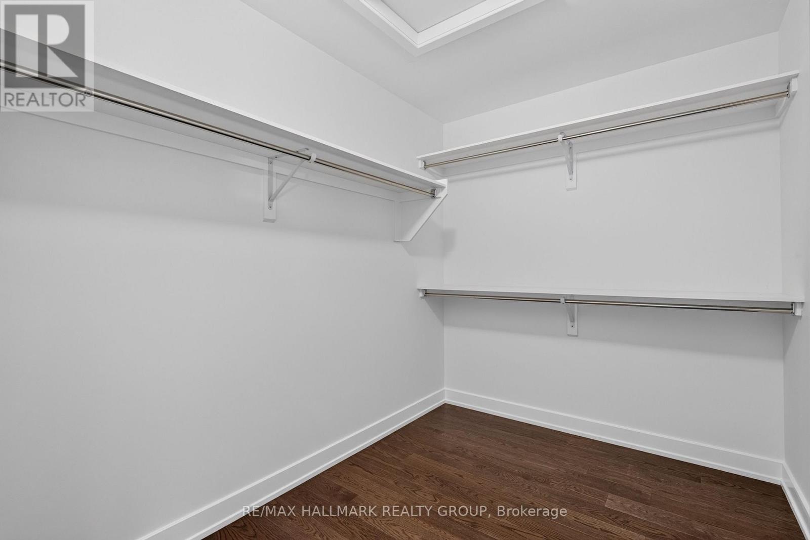 1033 HYDRANGEA AVENUE - Image 31