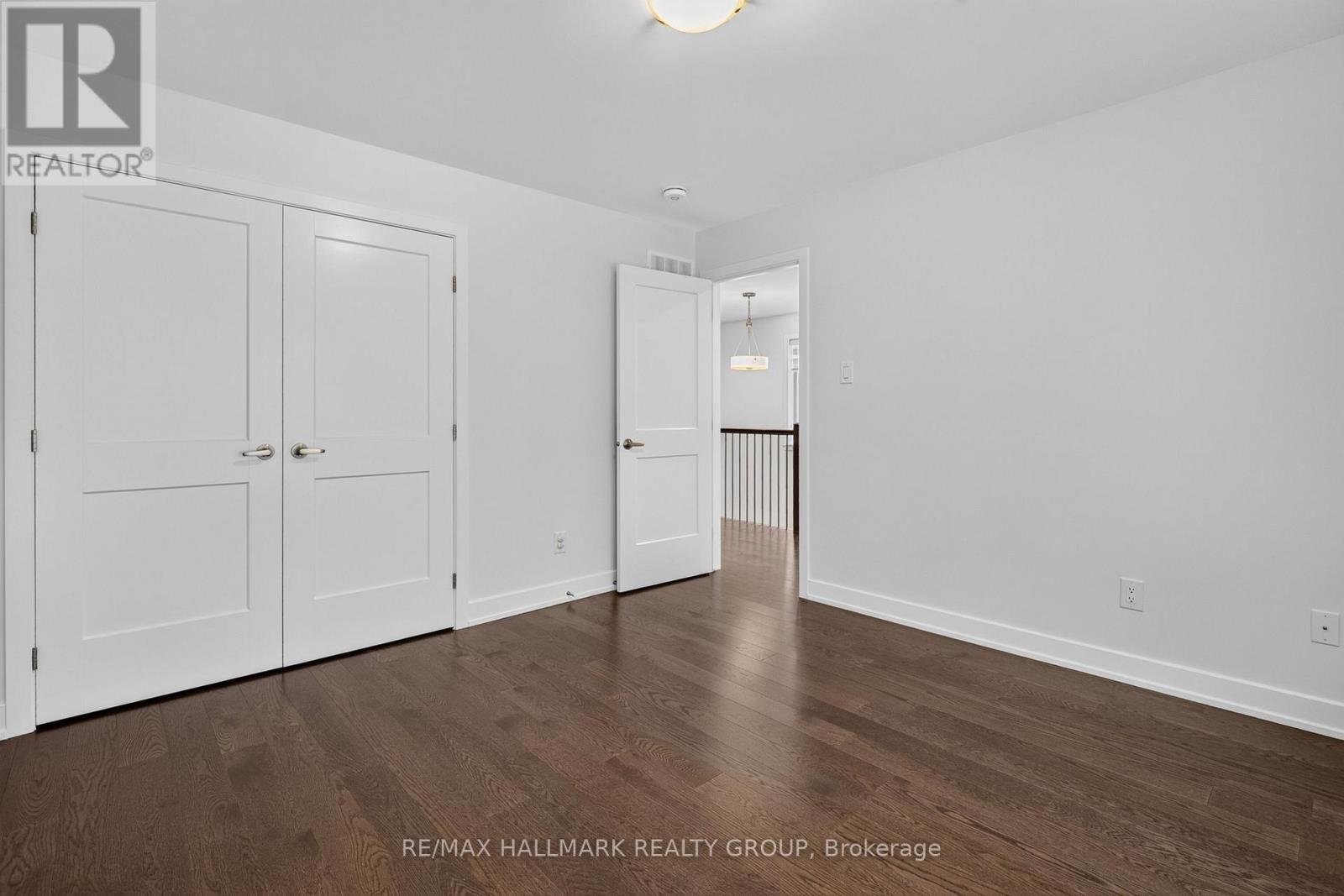 1033 HYDRANGEA AVENUE - 37