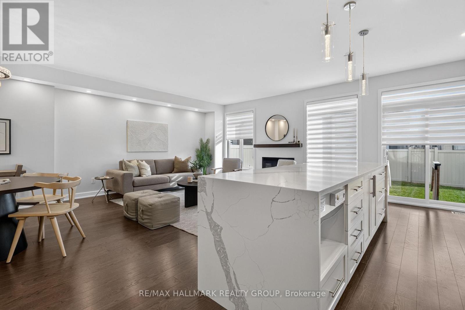 1033 HYDRANGEA AVENUE - Image 9