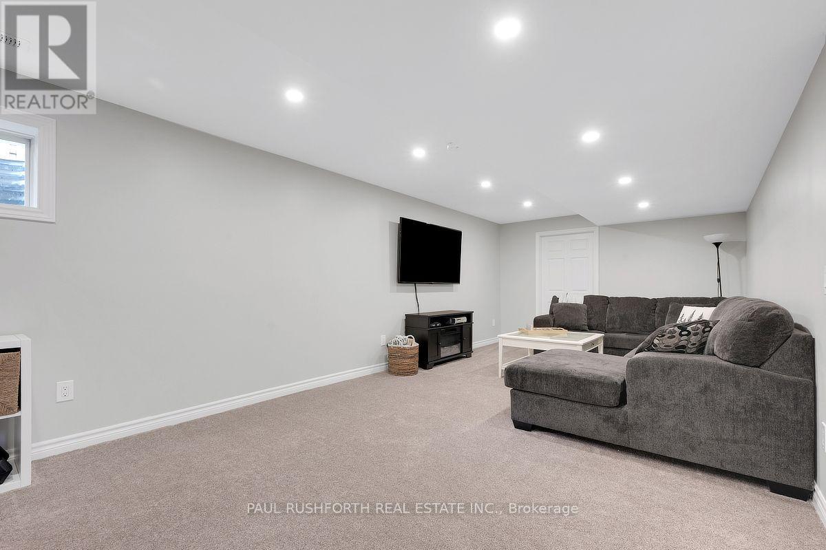 141 TORBOLTON STREET - 22