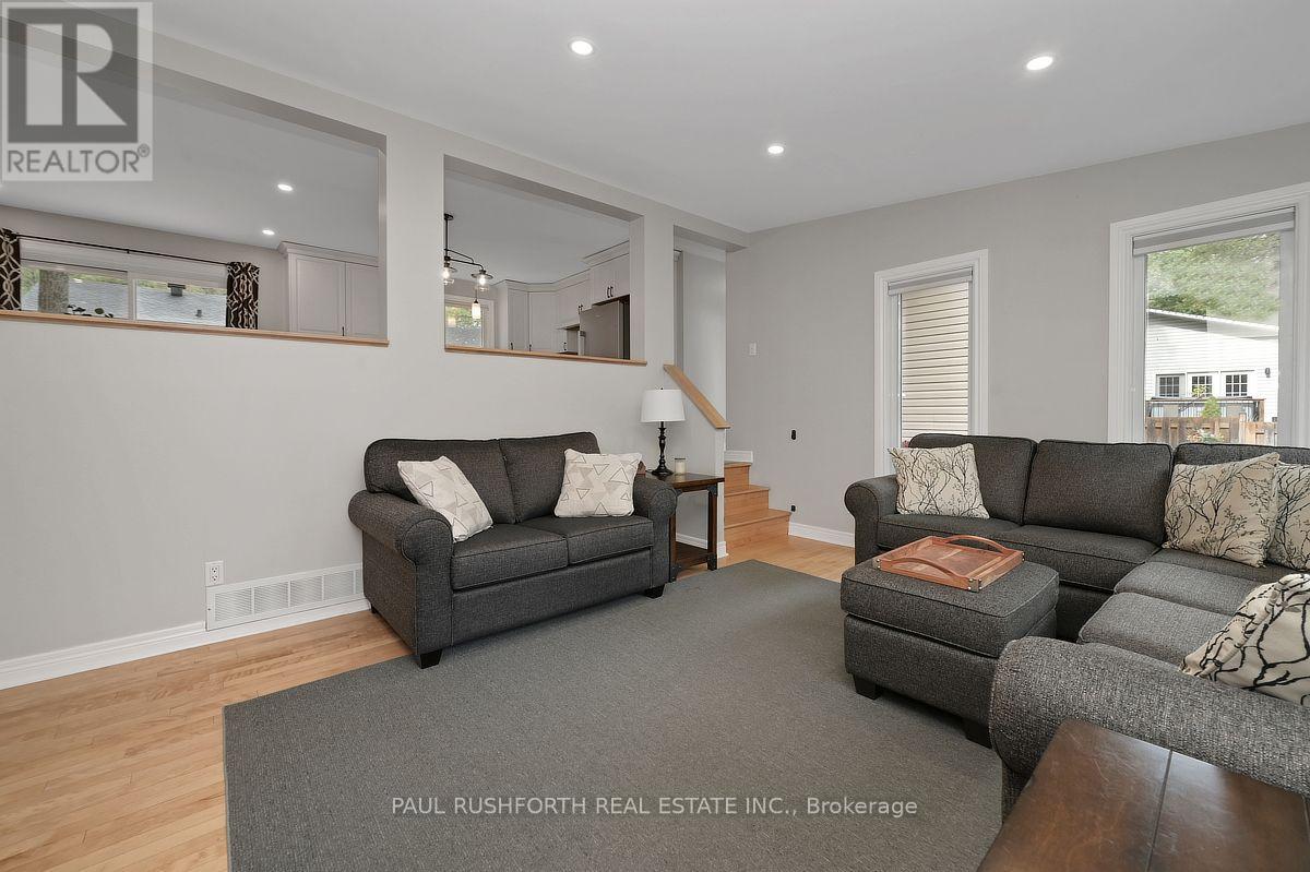 141 TORBOLTON STREET - 8