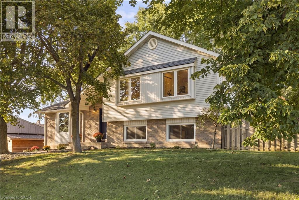 178 LAURENTIAN Drive — photo 1