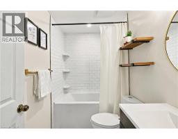 178 Laurentian Drive, Kitchener, ON N2E1Y3 Photo 19