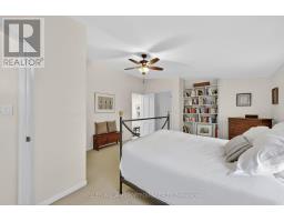 24 Bishop Street, Toronto, ON M5R1N2 Photo 22