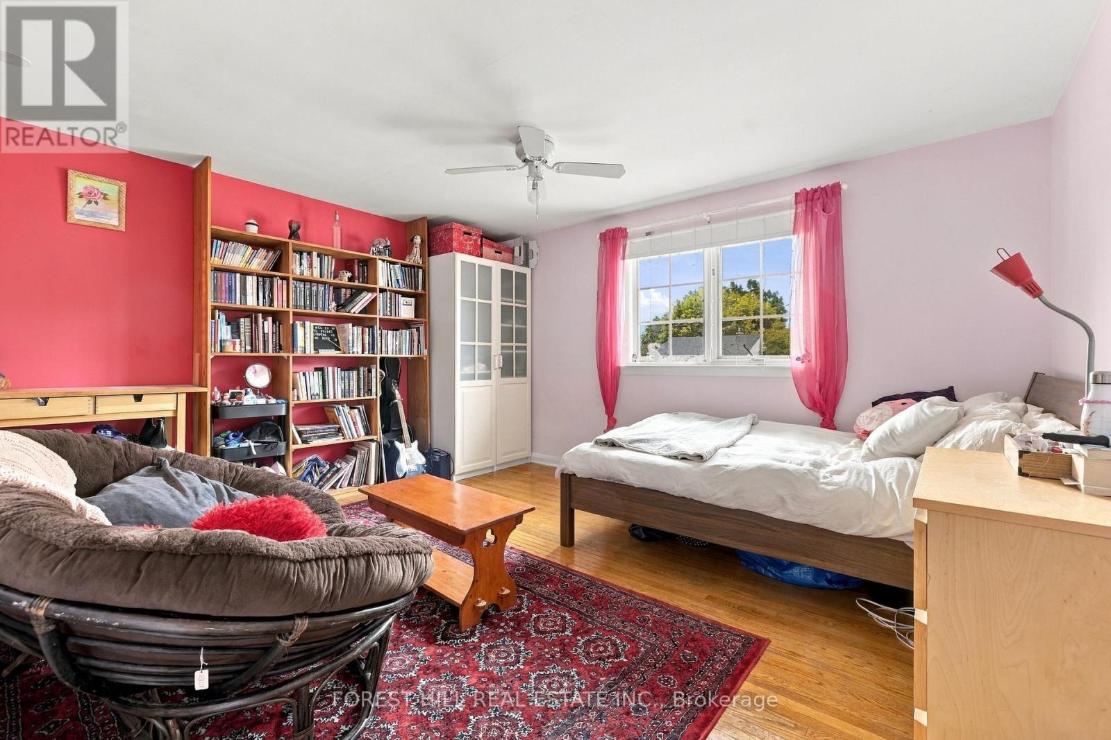 11 Urbandale Avenue, Toronto, ON photo 20