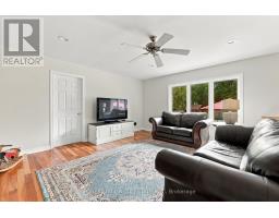 11 Urbandale Avenue, Toronto, ON M2M2G9 Photo 12