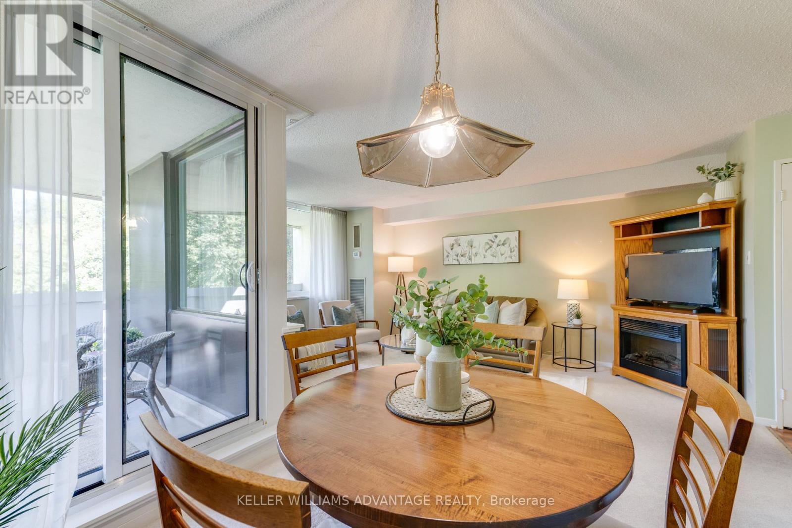 302- 75 Wynford Hts Crescent, Toronto, ON photo 15