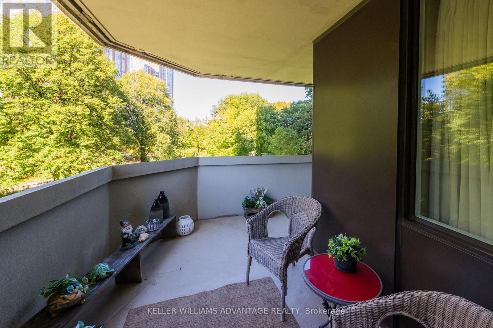 302- 75 Wynford Hts Crescent, Toronto, ON photo 27