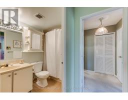 302 - 75 Wynford Hts Crescent, Toronto, ON M3C3H9 Photo 16
