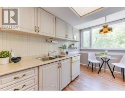 302 - 75 Wynford Hts Crescent, Toronto, ON M3C3H9 Photo 8