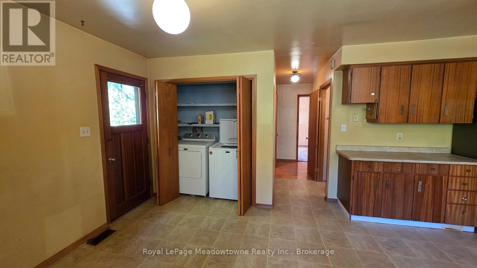 4202 15 SIDE ROAD - 16