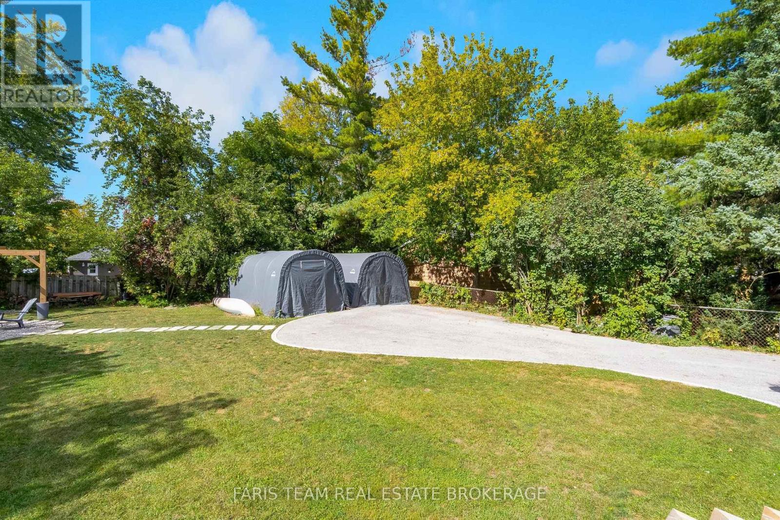 1020 EWART STREET - 39