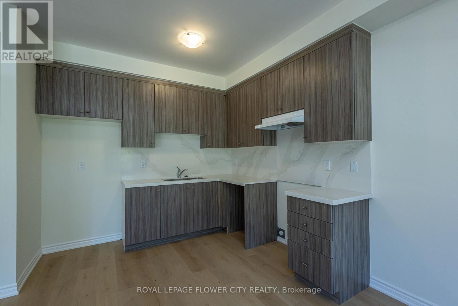 16 RAVENSCRAIG PLACE - 13
