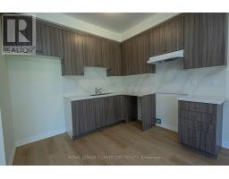16 Ravenscraig Place, Innisfil, ON L0L1L0 Photo 10
