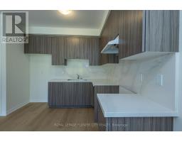 16 Ravenscraig Place, Innisfil, ON L0L1L0 Photo 12