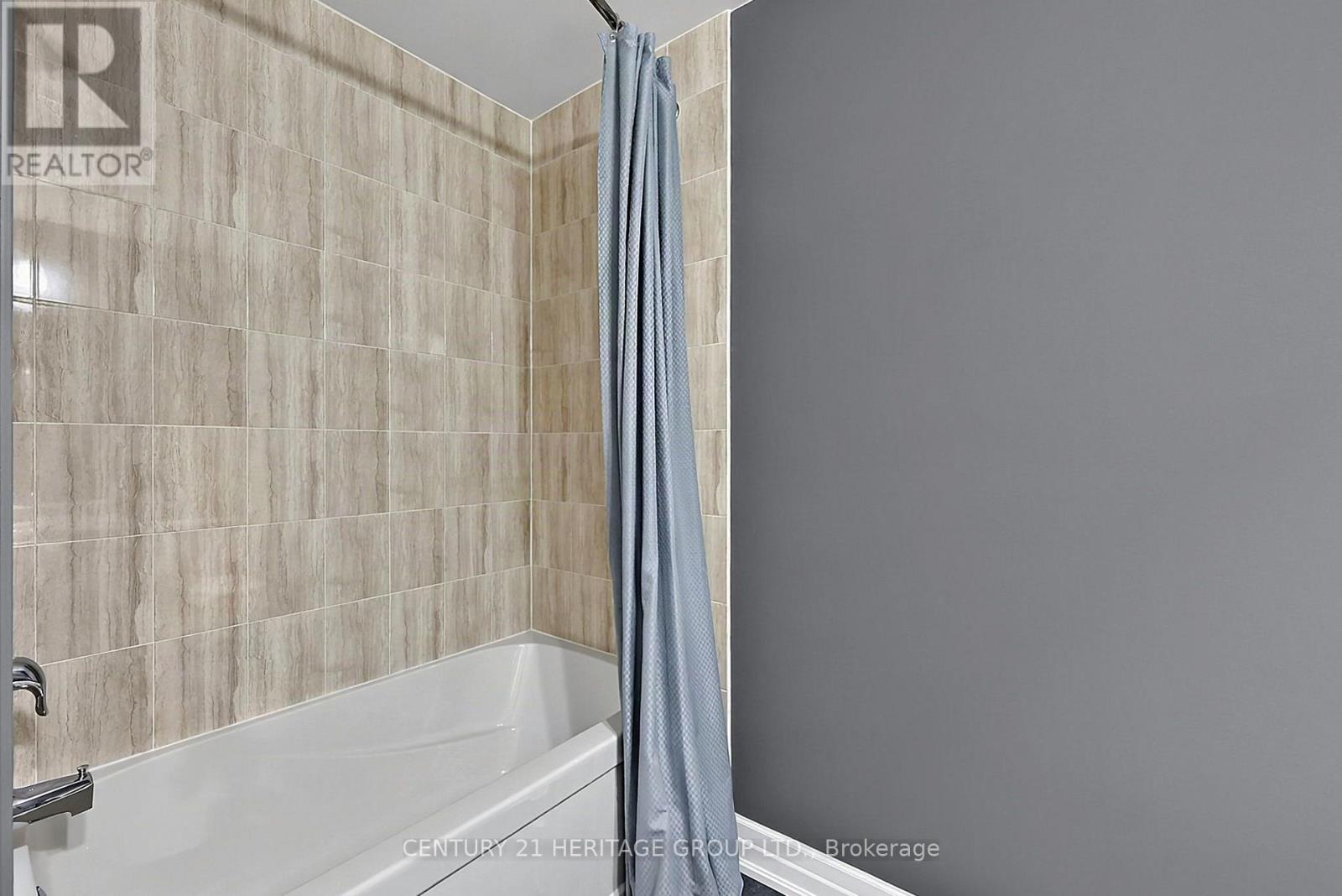 9 CONCHITA STREET - 24