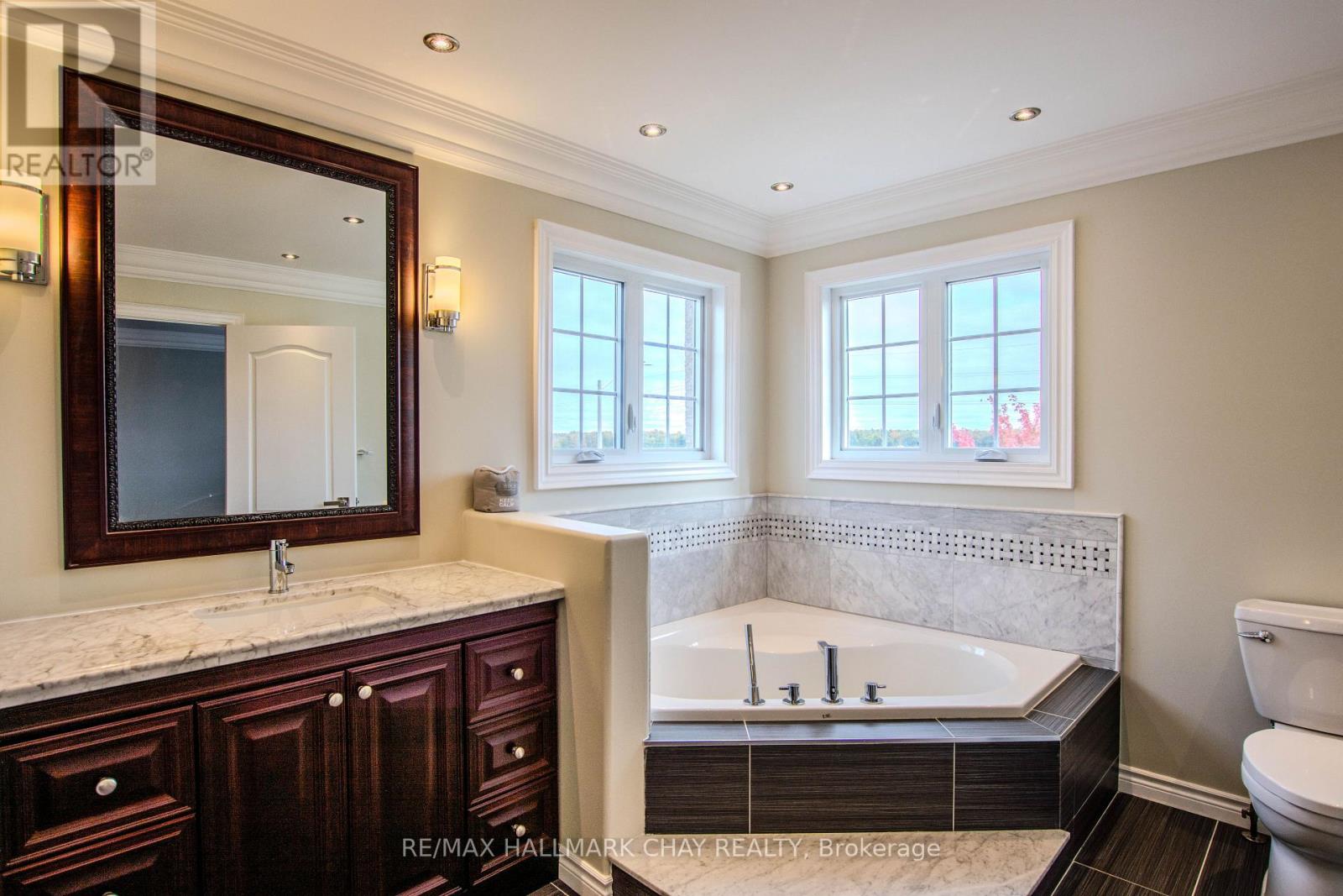 104 Succession Crescent, Barrie photo 28