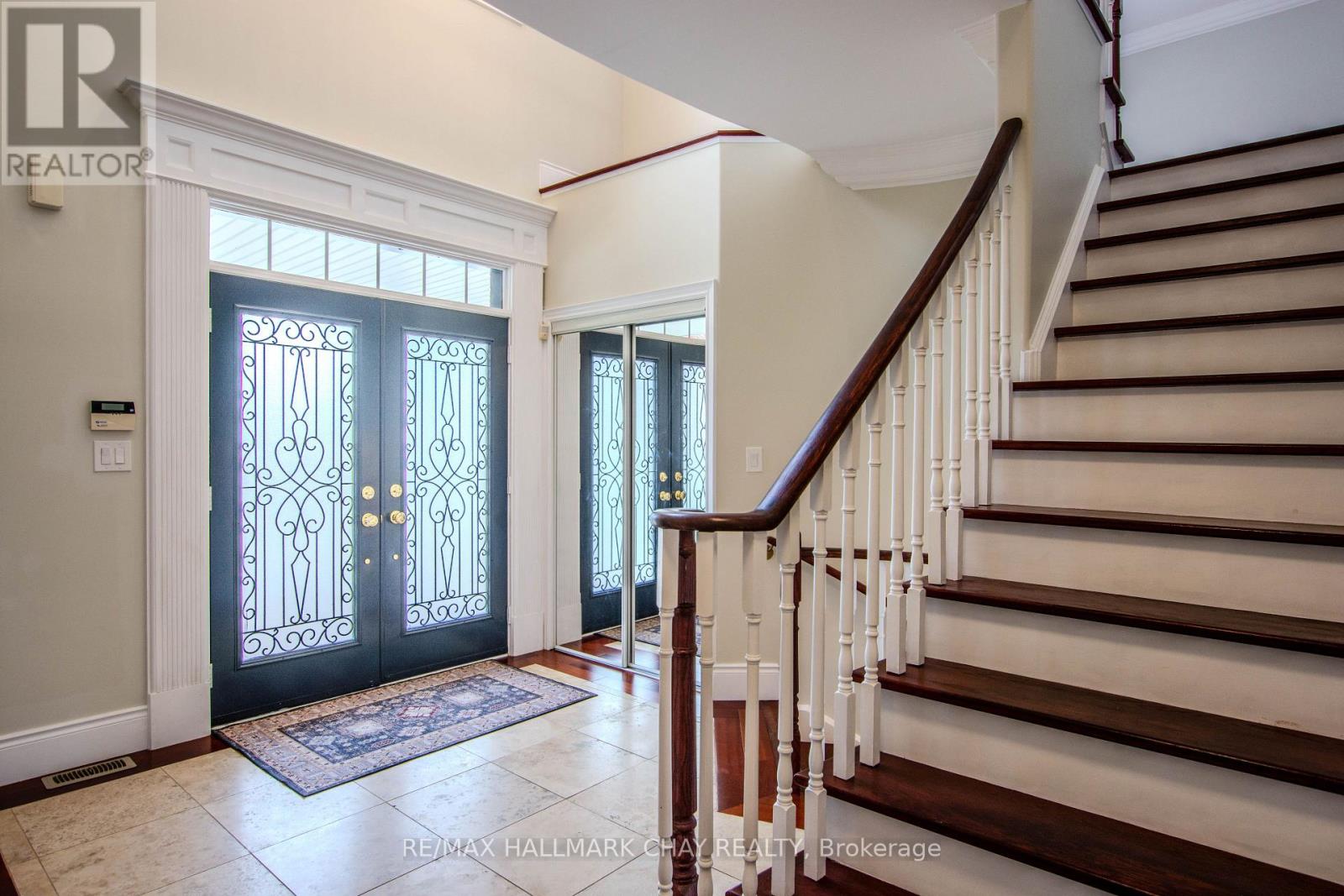 104 SUCCESSION CRESCENT - 3
