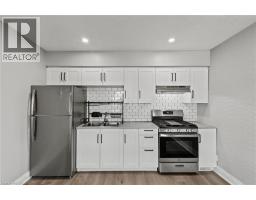 15 Mccormick Street Unit# Upper, Welland, ON L3C4L8 Photo 9