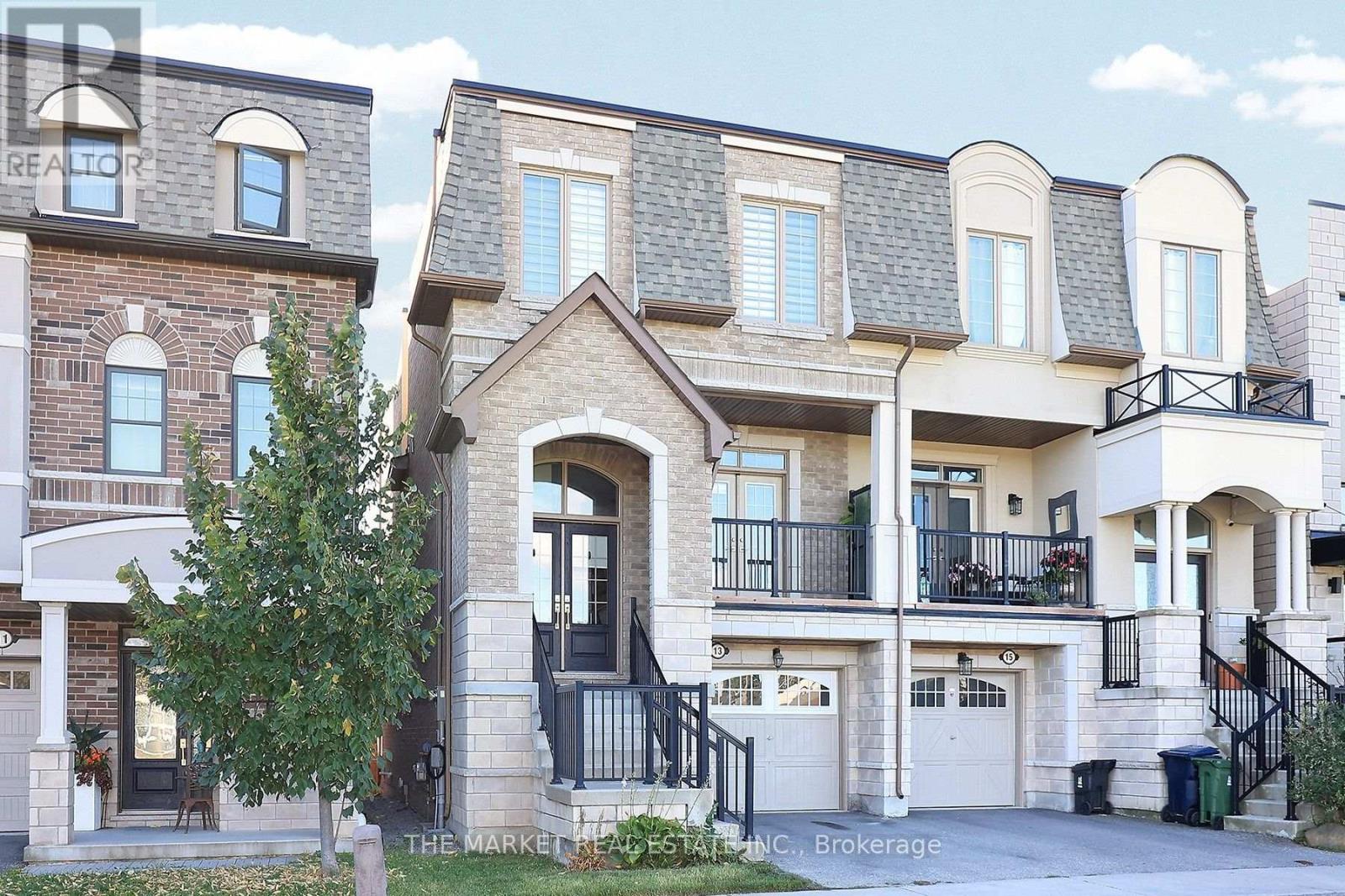 13 Father Redmond Way, Toronto, ON photo 2