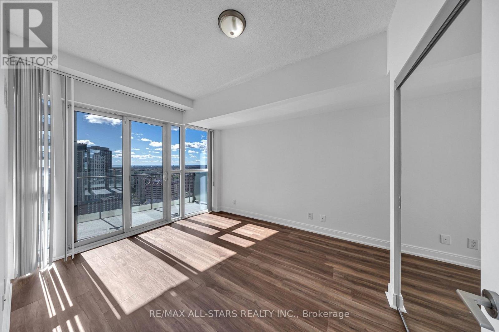#2705 50 ABSOLUTE AVENUE - 17