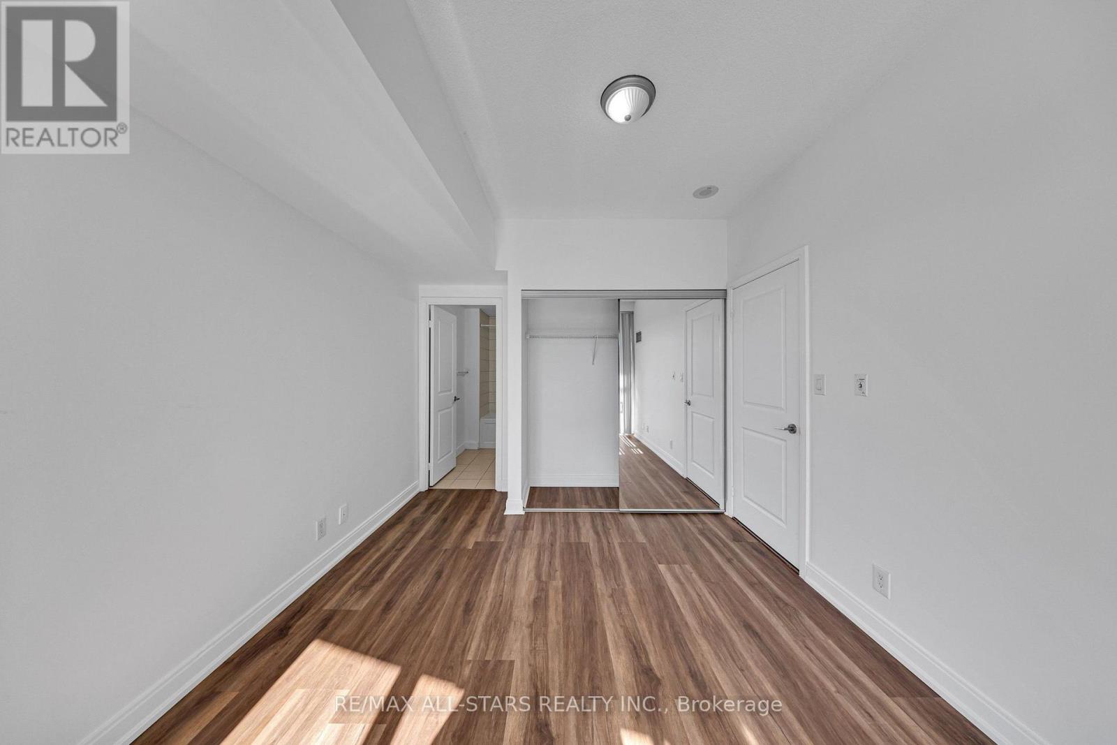#2705 50 ABSOLUTE AVENUE - 20