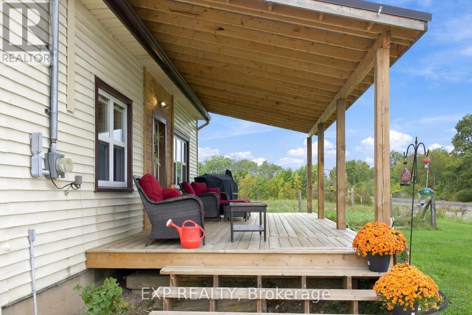 736 Port Maitland Road, Haldimand, ON photo 4