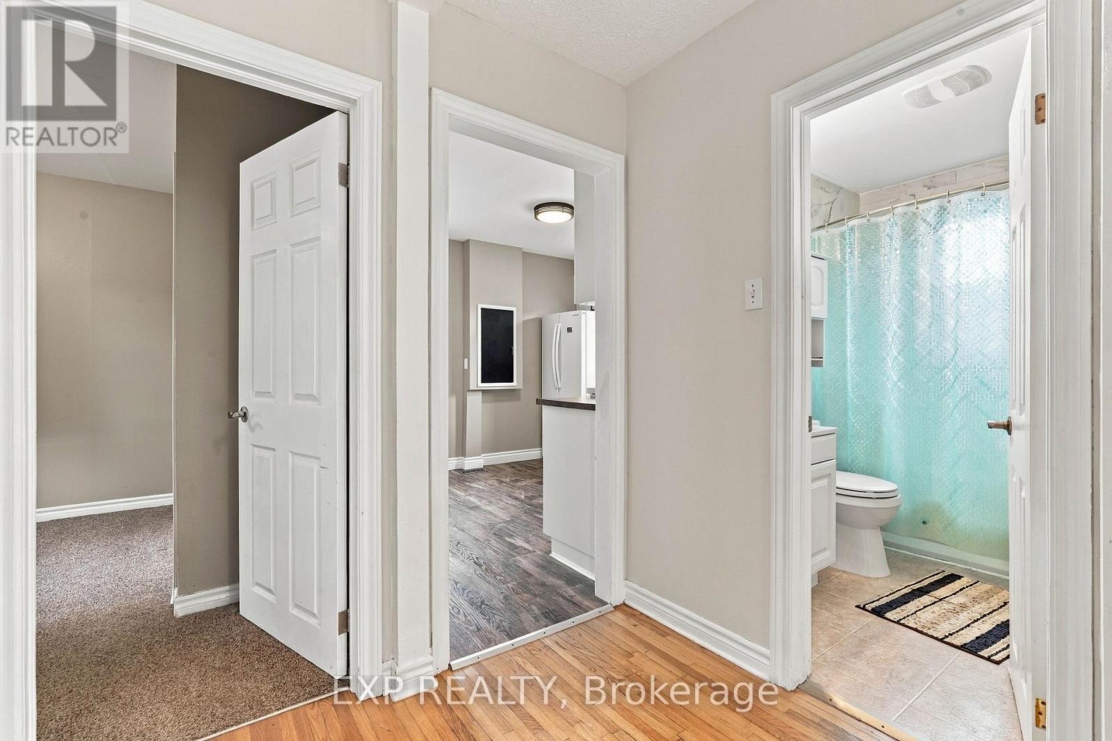 68 LOUIS STREET - 12