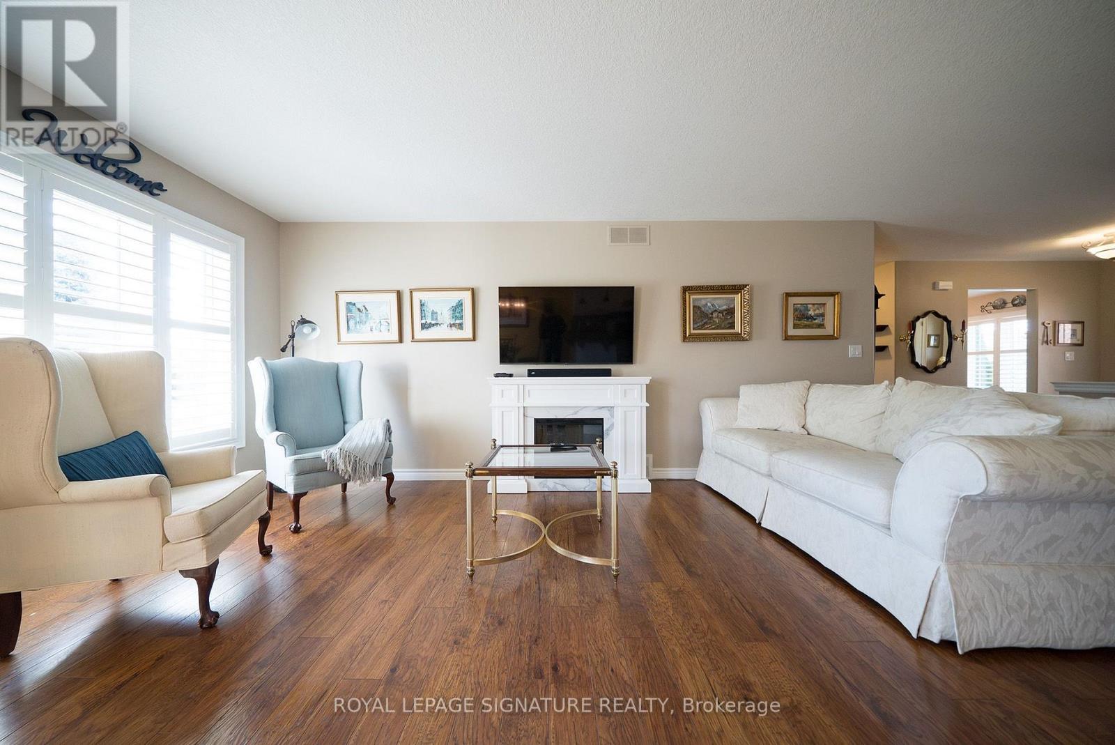75 KOLBE DRIVE - 10