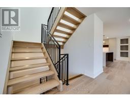 24 Royce Avenue, Hamilton, ON L8G3B5 Photo 35
