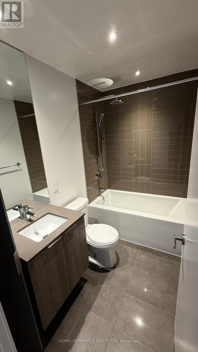 448 Burnhamthorpe Road West — photo 42