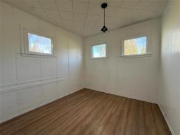 230 2nd Avenue, Mccreary, MB R0J1B0 Photo 17