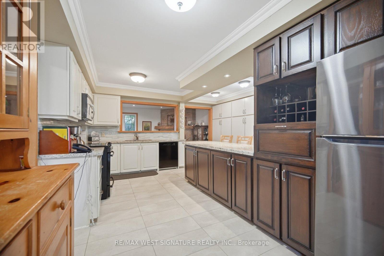 25 Main Street, Vaughan, ON photo 15