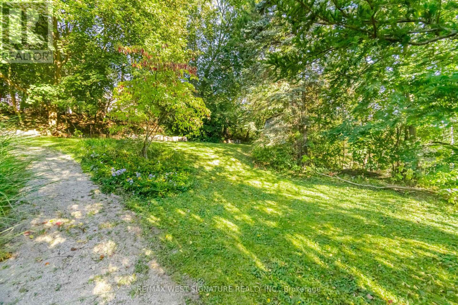 25 Main Street, Vaughan, ON photo 42