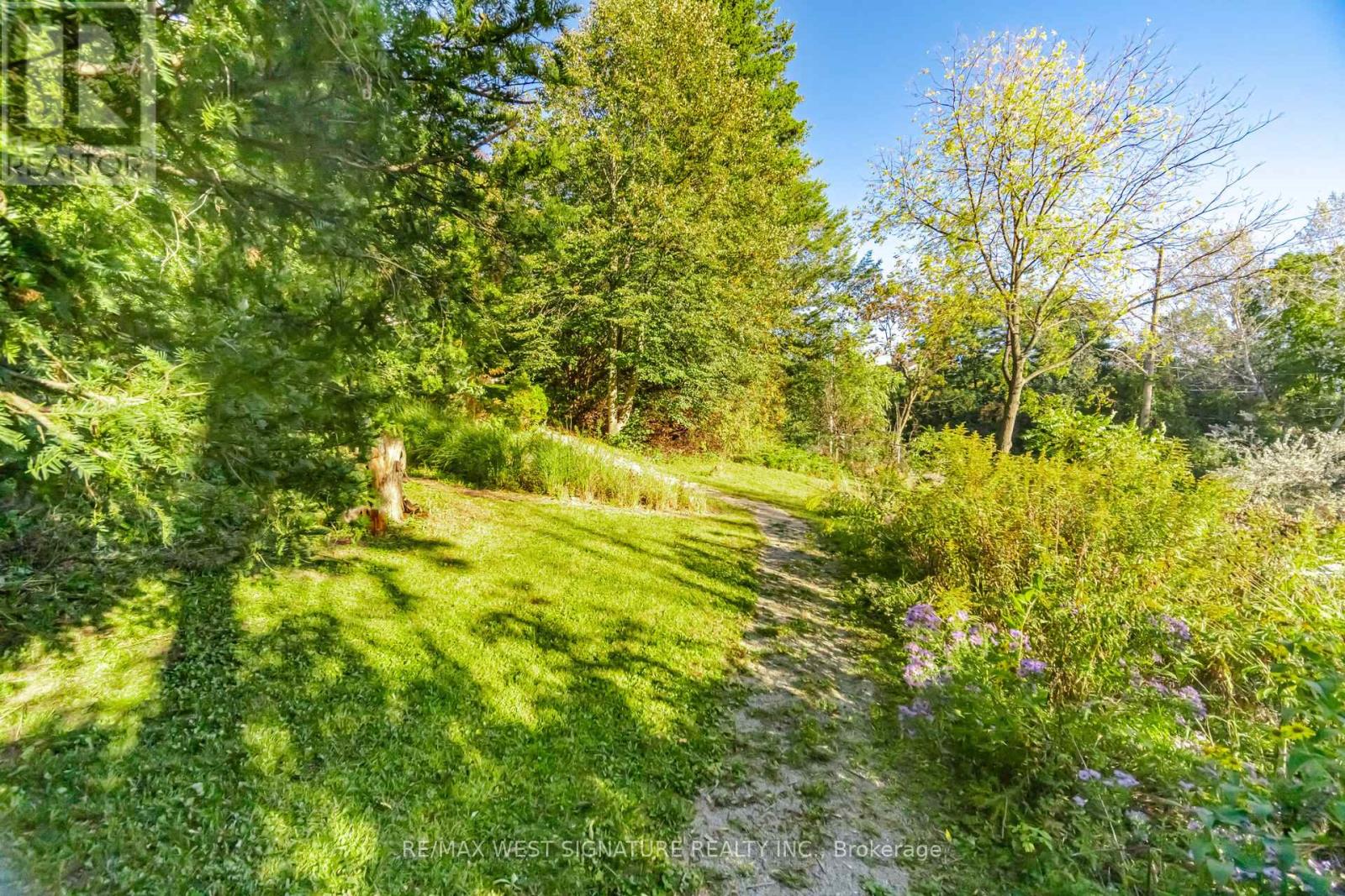 25 Main Street, Vaughan, ON photo 44