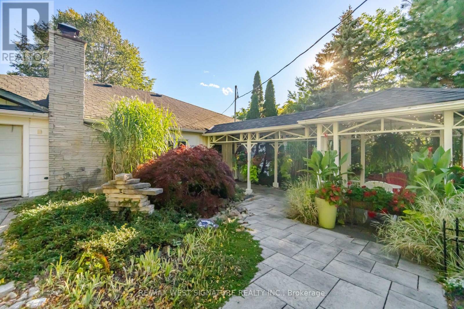 25 Main Street, Vaughan, ON photo 5
