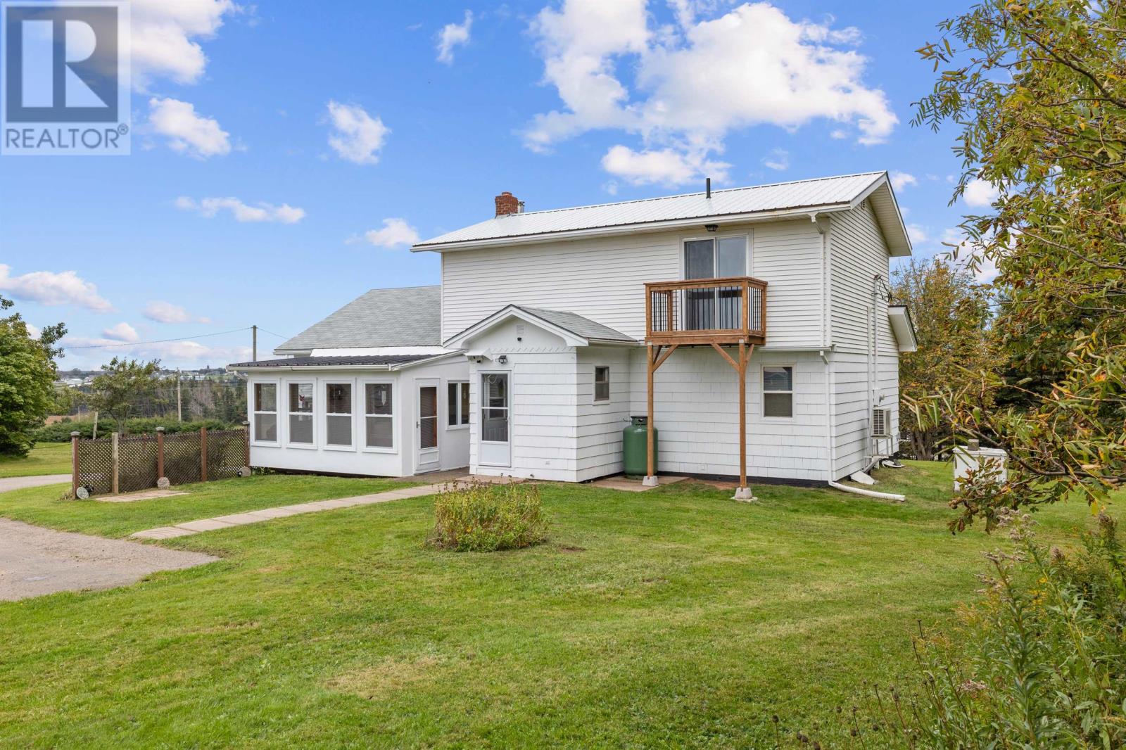 562 EAST POINT Road - 38