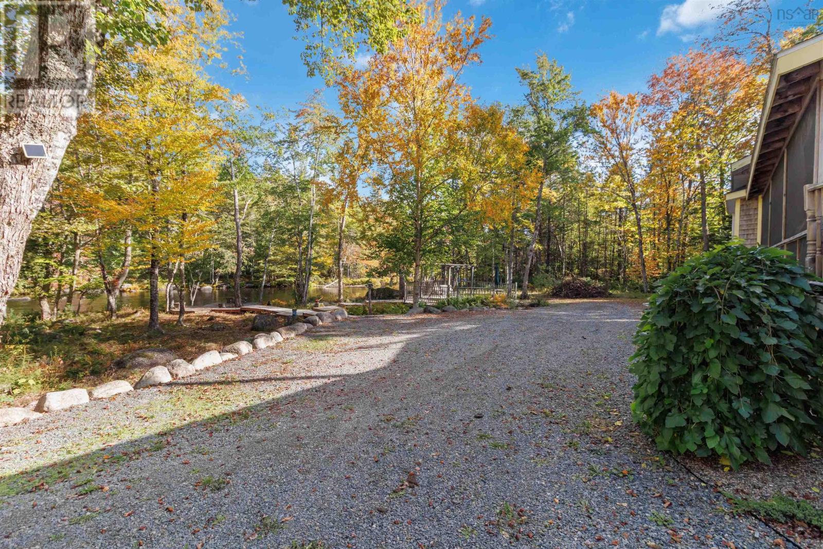 484 Gilberts Lane - 33