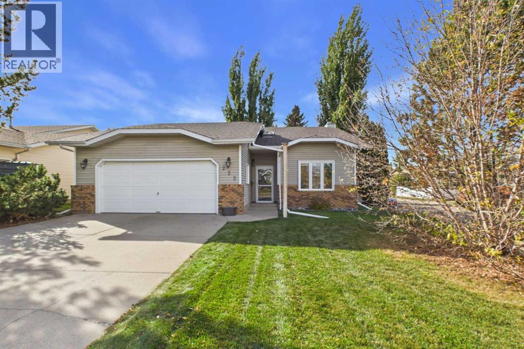 222 Davison Drive, Red Deer, Alberta, T4R2E6