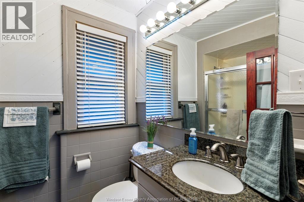 493 MOY AVENUE - 16