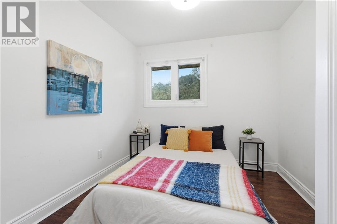 836 Prete Street — photo 16